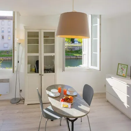 T2 Lumineux Avec Vue Dégagée Proche Canal Apartamento *